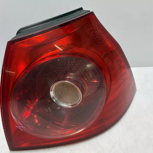 Fanale posteriore parte esterno destro