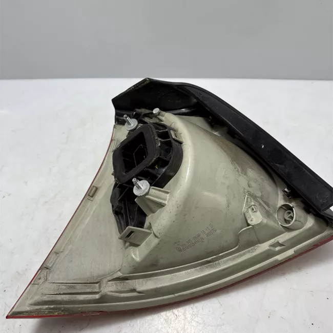 Fanale posteriore parte esterno destro