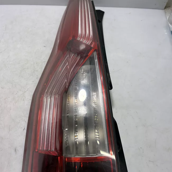 Fanale posteriore sinistro