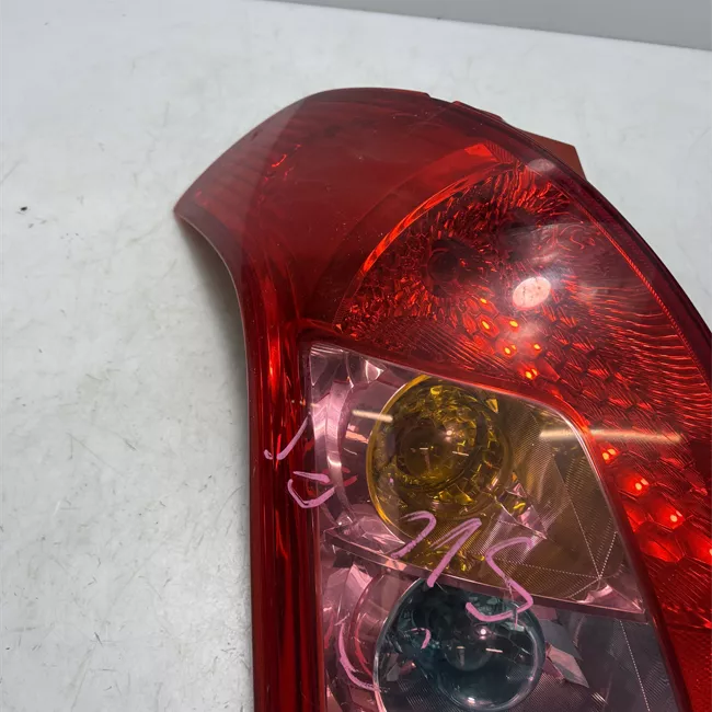 Fanale posteriore sinistro