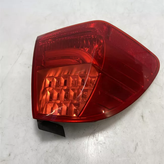 Fanale posteriore parte esterno sinistro