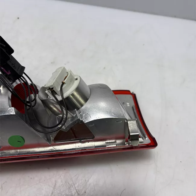 Fanalino laterale sinistro