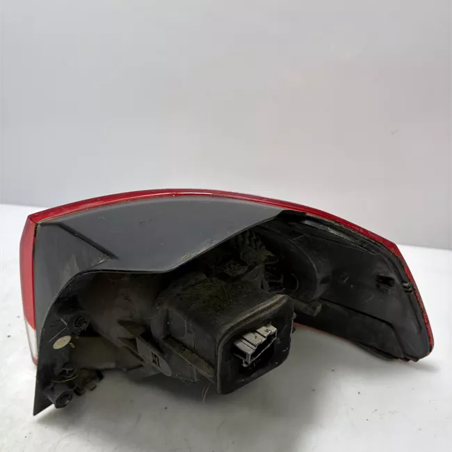 Fanale posteriore parte esterno sinistro VALEO