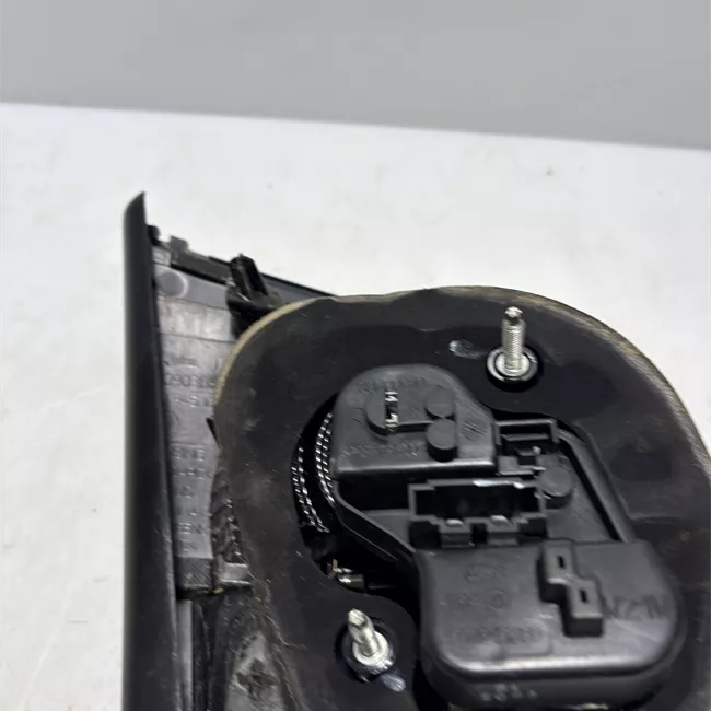 Fanale posteriore parte interno destro VALEO