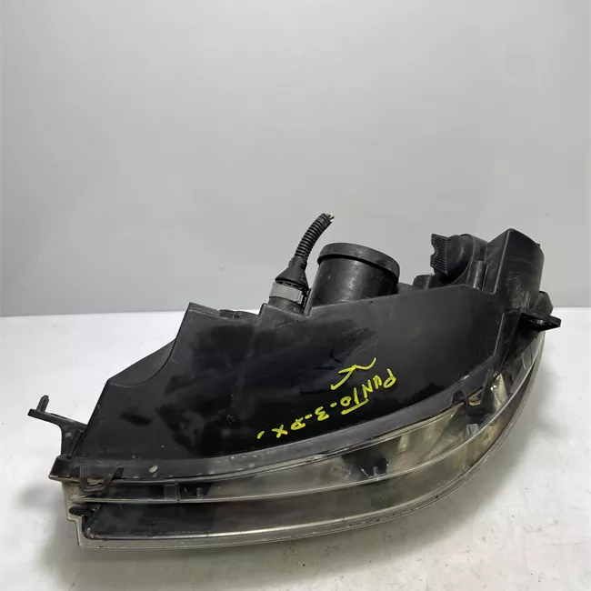 Proiettore destro 07/04<