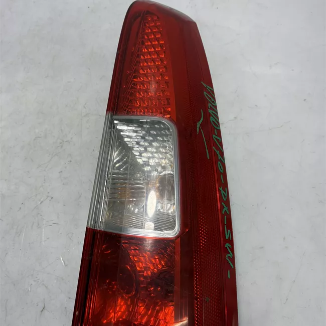 Fanale posteriore parte superiore destro