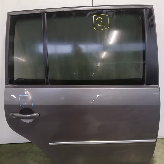 Porta posteriore destra