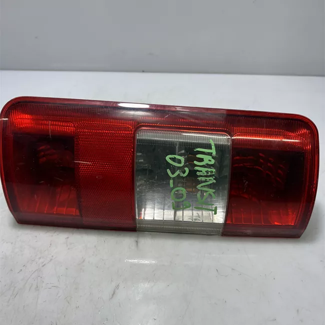 Fanale posteriore sinistro