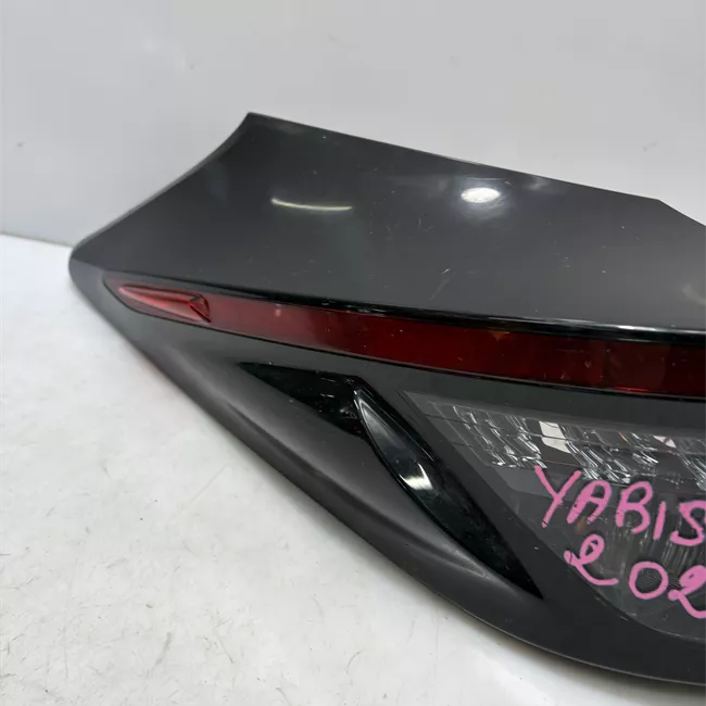 Fanale posteriore parte esterno sinistro Led