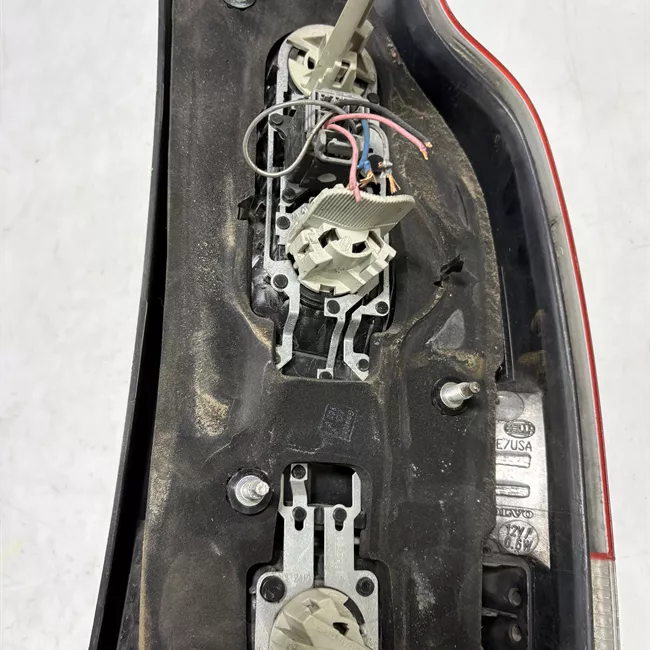 Fanale posteriore parte inferiore sinistro