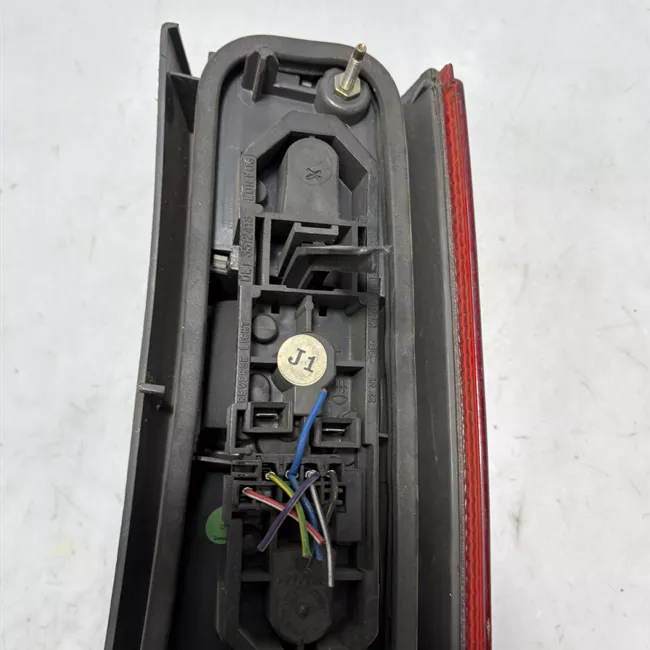 Fanale posteriore parte inferiore sinistro