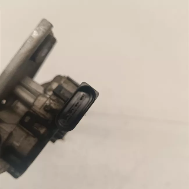 Meccanismo tergiparabrezza con motorino