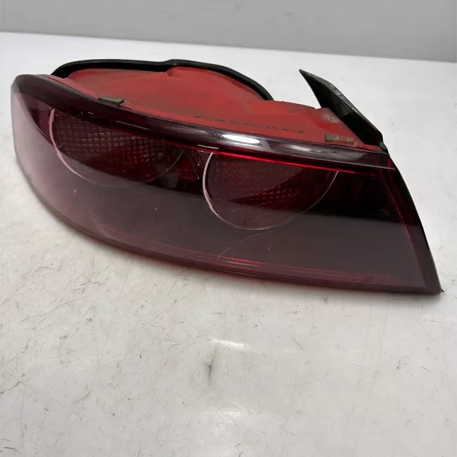 Fanale posteriore parte esterno sinistro