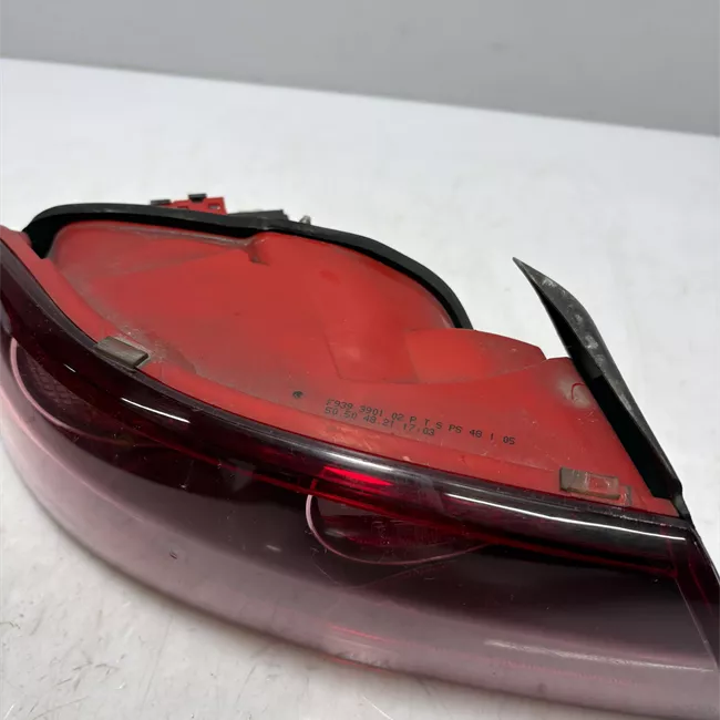 Fanale posteriore parte esterno sinistro