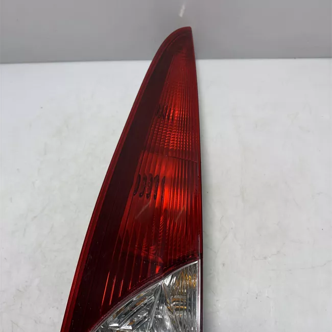 Fanale posteriore sinistro