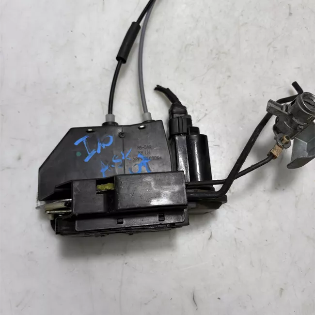 Serratura porta anteriore sinistra