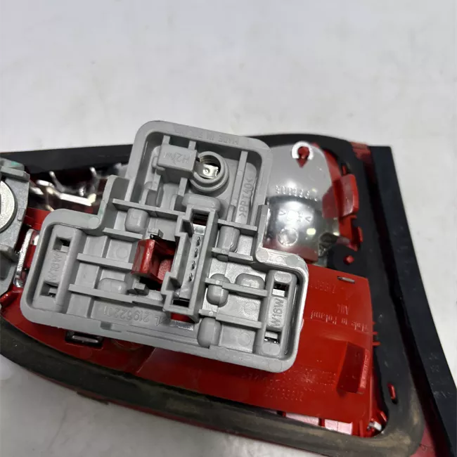 Fanale posteriore parte interno destro