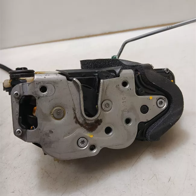 Serratura porta posteriore destra