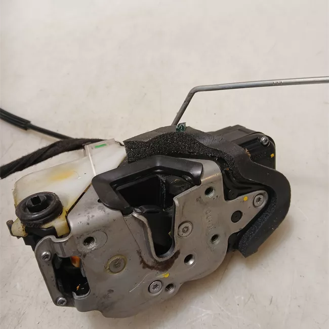 Serratura porta posteriore destra