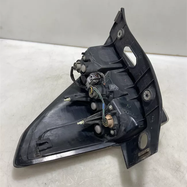 Fanale posteriore sinistro