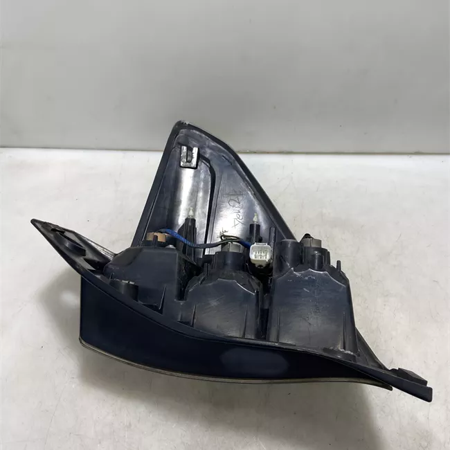 Fanale posteriore sinistro