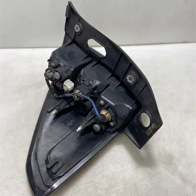 Fanale posteriore sinistro