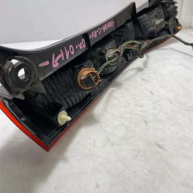 Fanale posteriore destro 04>