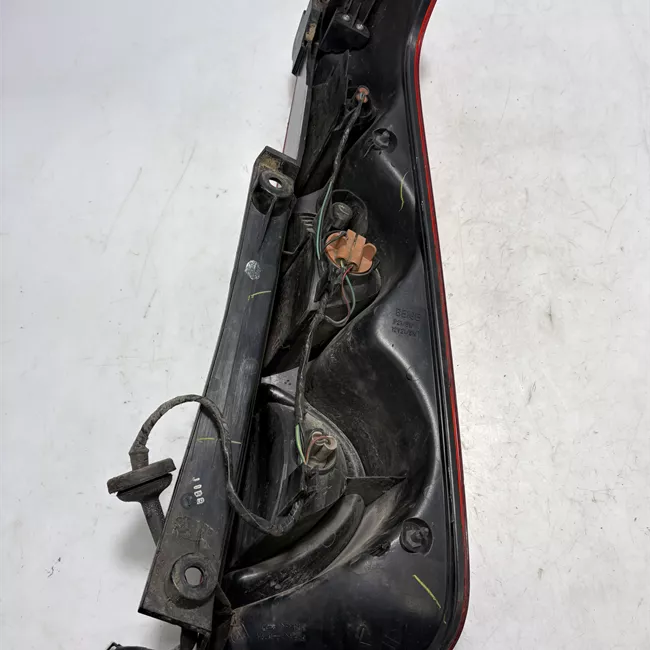 Fanale posteriore parte inferiore sinistro