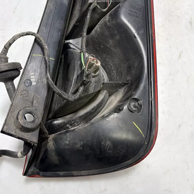 Fanale posteriore parte inferiore sinistro