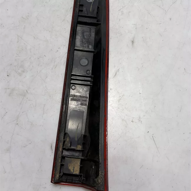 Fanale posteriore parte superiore sinistro