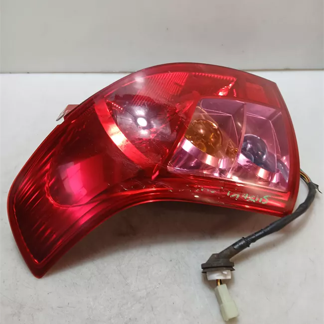 Fanale posteriore sinistro