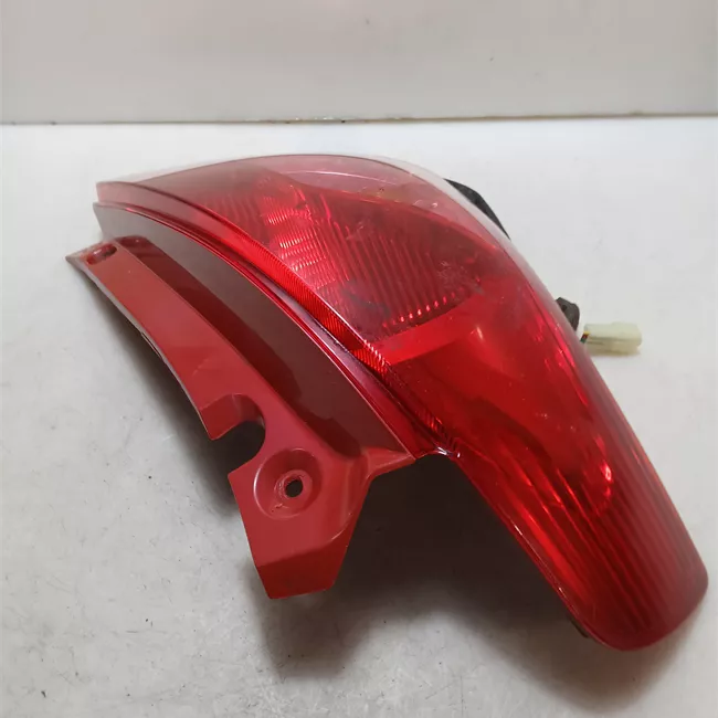 Fanale posteriore sinistro