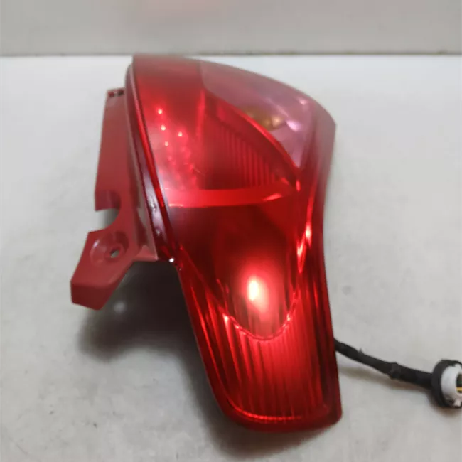 Fanale posteriore sinistro