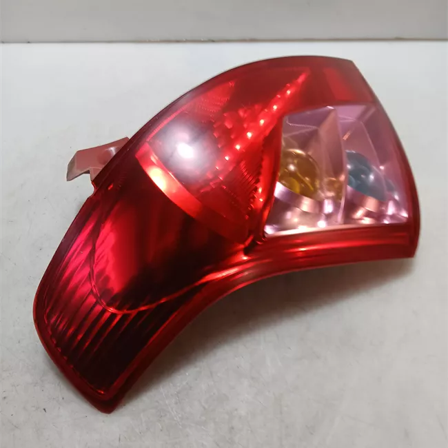 Fanale posteriore sinistro