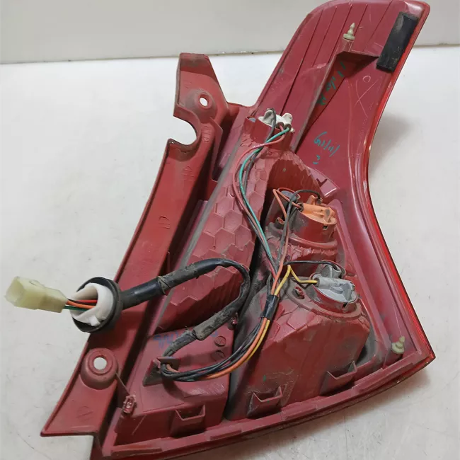 Fanale posteriore sinistro