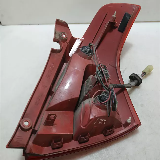 Fanale posteriore sinistro