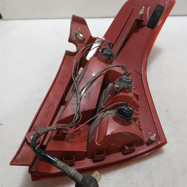 Fanale posteriore sinistro