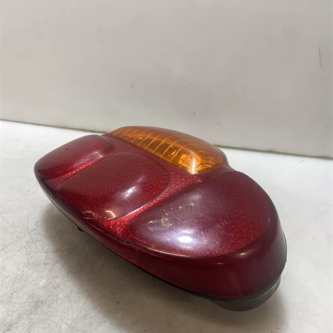 Fanale posteriore sinistro