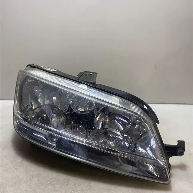 Proiettore destro Restyle 05/08, con Fendinebbia