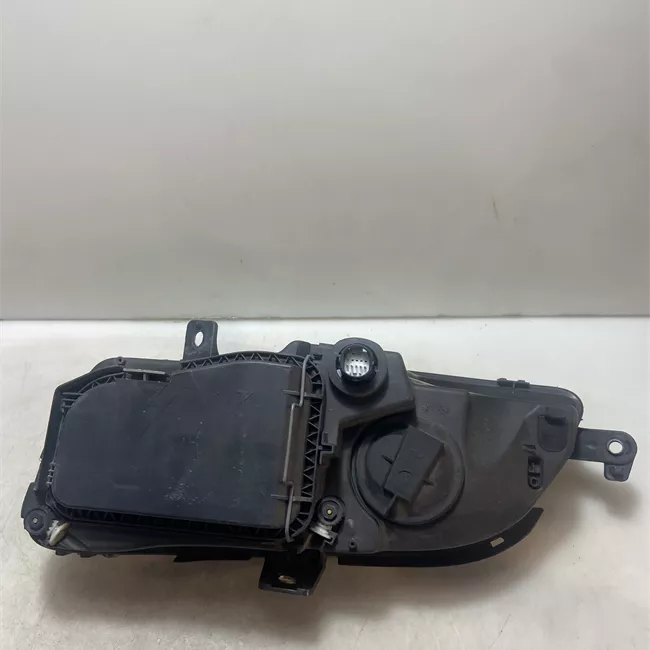 Proiettore destro con Fendinebbia