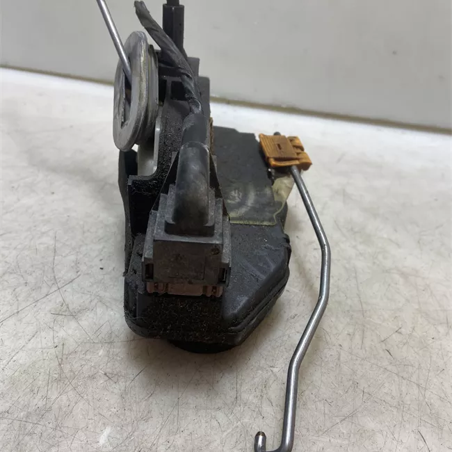 Serratura porta posteriore destra