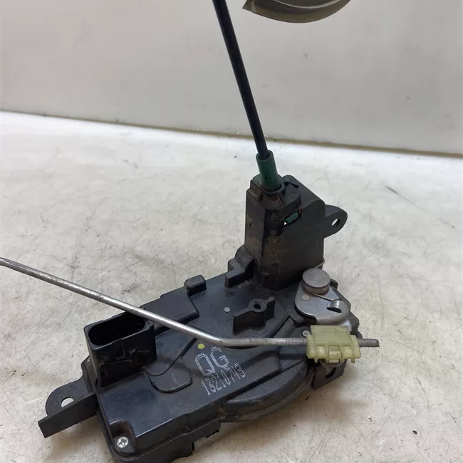 Serratura porta anteriore destra