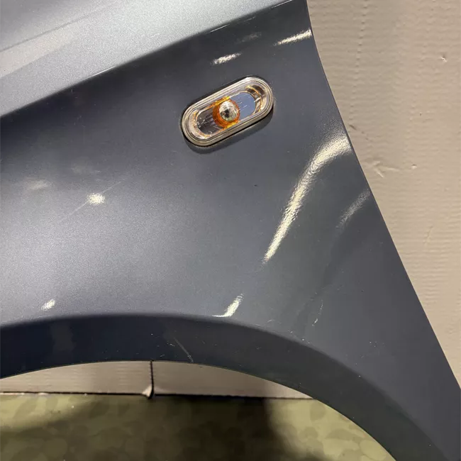 Parafango anteriore sinistro