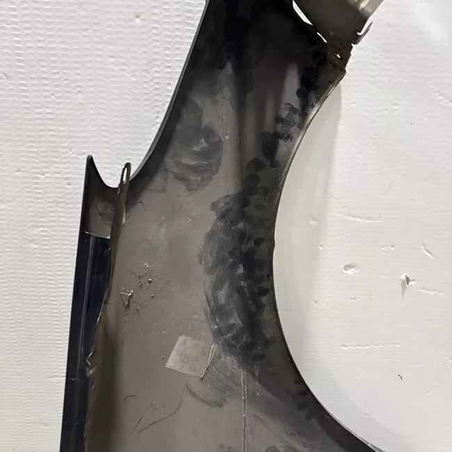 Parafango anteriore sinistro