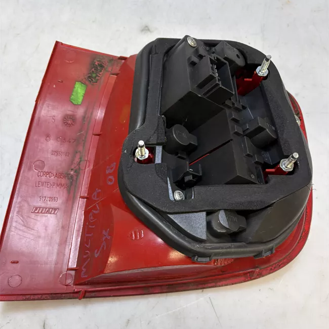 Fanale posteriore sinistro