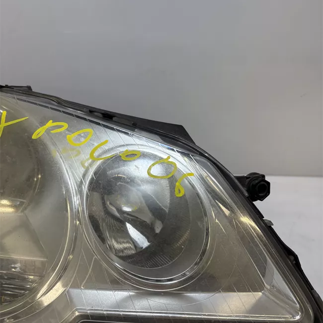 Proiettore destro Valeo