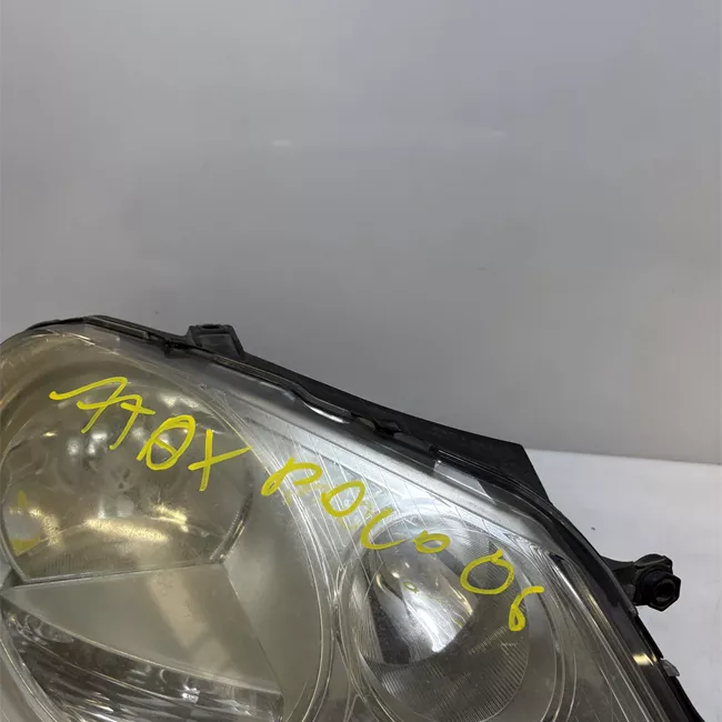 Proiettore destro Valeo