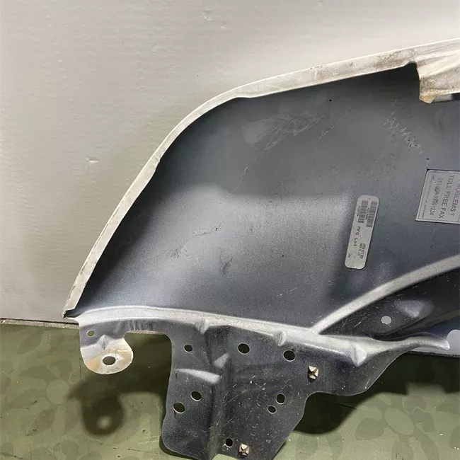 Parafango anteriore destro