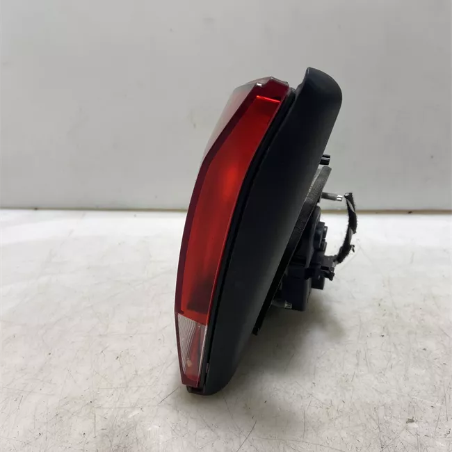 Fanale posteriore parte interno destro HELLA