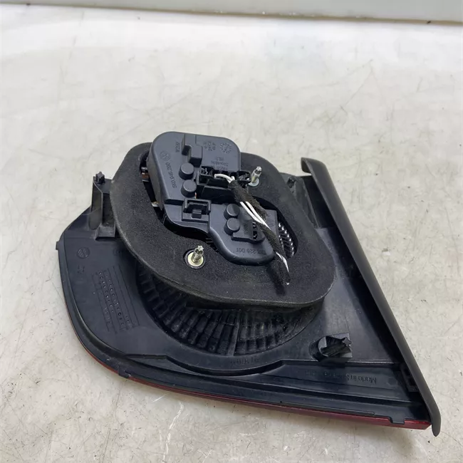 Fanale posteriore parte interno destro HELLA